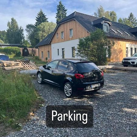 Hobiti Chatka Lipno Černá v Pošumaví Exteriör bild