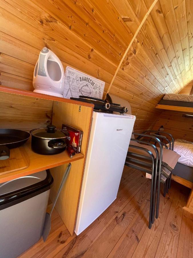 Hobiti Chatka Lipno Černá v Pošumaví Exteriör bild